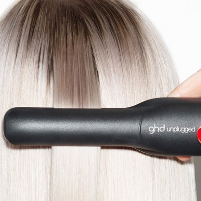 ghd unplugged Styler schwarz + mini paddle Brush gratis
