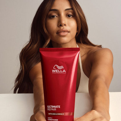 Wella Professionals Après-shampooing profond Ultimate Repair 200 ml